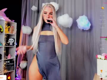 girl
        blush_mikki cam image #3213929