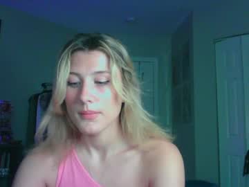 girl
        briadominick cam image #4753824