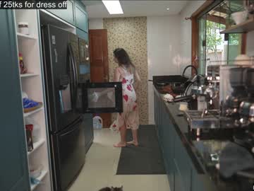 girl
        loollypop24 cam image #3637222