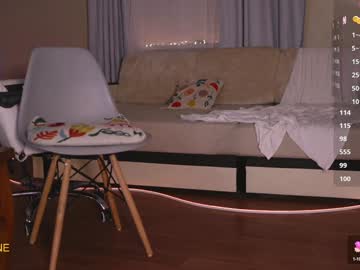 girl
        sweetkira555 cam image #6333618