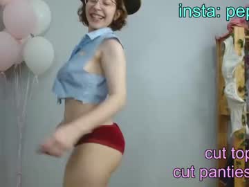 girl
        lovely_leeeya cam image #510096