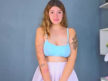 girl
        flirtnsmirkk cam image #5309819