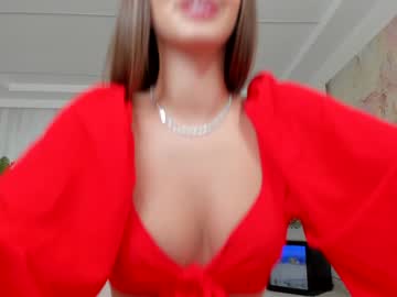 girl
        tiffanyhouston_ cam image #5215649
