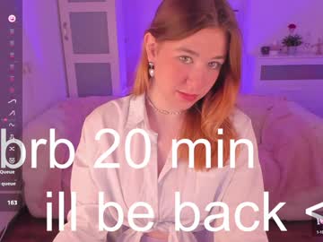 girl
        flowr_rebecca cam image #5511398