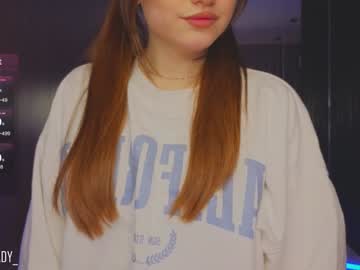 girl
        yes_ready cam image #4479329