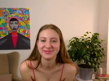 girl
        heyyy_girl cam image #5738815
