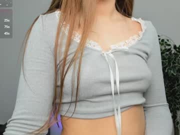 girl
        chloe_bianca18 cam image #5995895