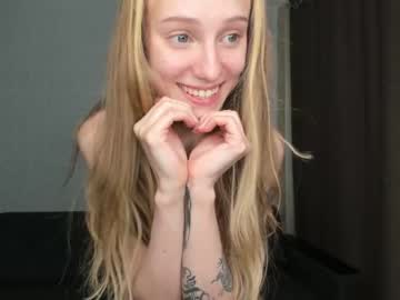 girl
        sandra_buika cam image #1777195