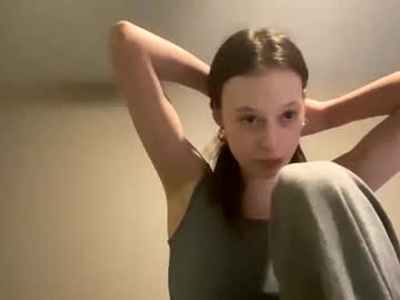 girl
        gigilamour99 cam image #3711306