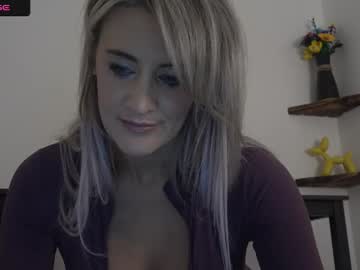 girl
        english_rose__ cam image #4871812