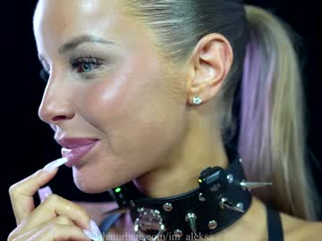 girl
        im_aleksa cam image #6754987