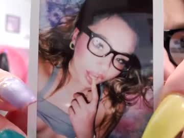 girl
        princessmiak cam image #92490