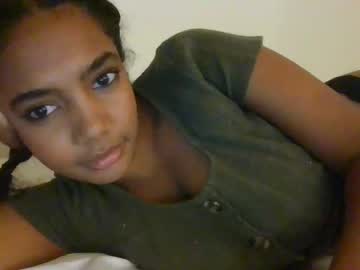 girl
        annikaxsecret cam image #5781980