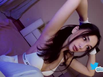 girl
        hollyextra cam image #125706