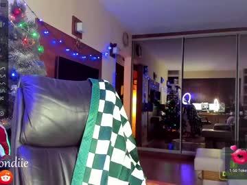 girl
        bestblondiiecb cam image #584601