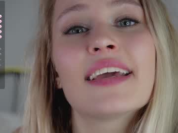 girl
        sonyaericsson cam image #4724022