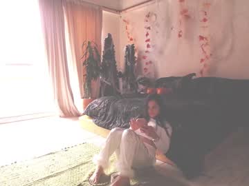 girl
        kendalltyler cam image #95575