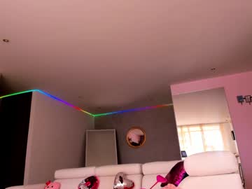 girl
        evagomez cam image #6411035