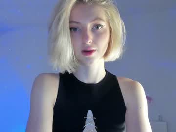 girl
        yournaughtymiss cam image #911981