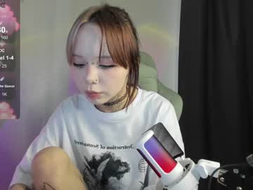 girl Cam Girls Get Busy With Their Dildos With No Shame with gummi_heart