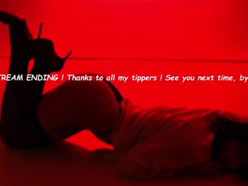 girl
        alyonaqueen_ cam image #4545597