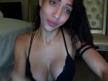 girl Cam Girls Get Busy With Their Dildos With No Shame with maddiethebaddie24