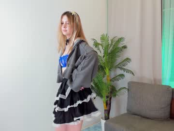 girl
        little_anitta cam image #3102583