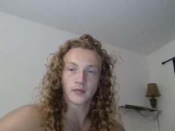 couple
        goodboy726 cam image #4922639