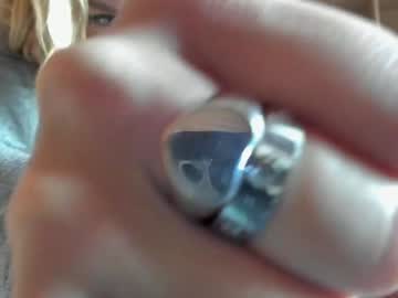 girl
        _mari_ cam image #2694392