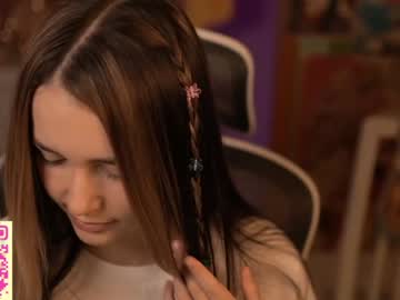 girl
        oooops__ cam image #2574658