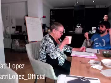 girl
        crazypaty cam image #3882393
