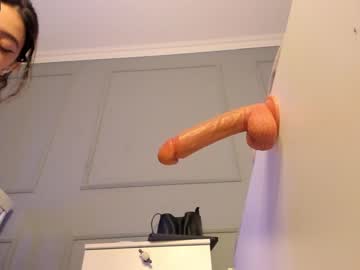 girl
        izumi__li cam image #742482