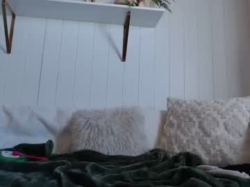 girl
        jadelove_ cam image #1448539