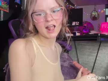 girl
        mollypopontop69 cam image #4024341