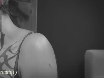 girl
        abril__colen cam image #5817843