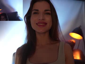 girl
        francescadomi cam image #319525