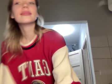 girl
        angel_from_sky cam image #203087