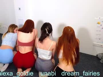 couple
        dream_fairies cam image #885620