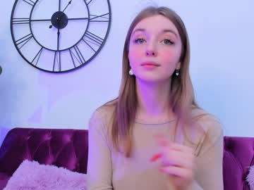 girl
        elizabeth__gray cam image #777996