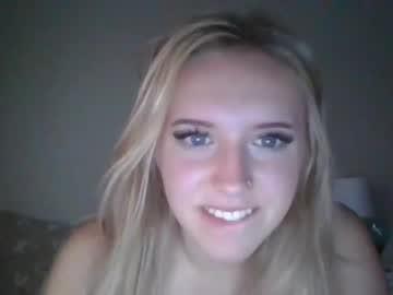 girl
        dumb_blonde69 cam image #1930491