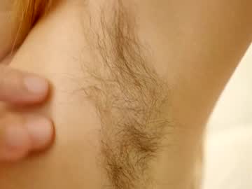 girl
        natural_hairy cam image #1652595