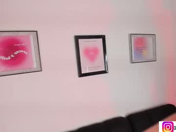 couple
        _e_m_m_a_1 cam image #6267736