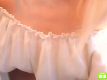 girl
        kittessa cam image #6371246