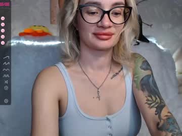 girl Cam Girls Get Busy With Their Dildos With No Shame with juliia_milf