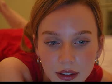 girl
        ellaa91 cam image #3407084