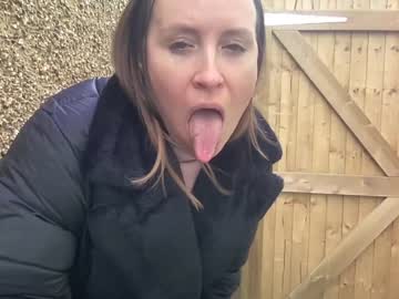 girl
        eatmypie69 cam image #3749963