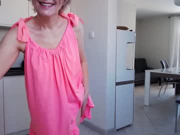 girl
        jasmin18v cam image #3304656
