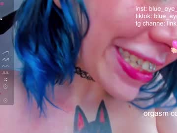 girl
        blue_eye_twinkle cam image #4269434