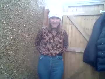 girl
        eatmypie69 cam image #3514064