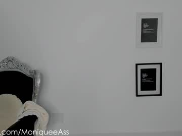 girl
        moniqueeass cam image #1970522